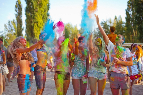 В Краснодаре пройдет красочный «Фестиваль красок»